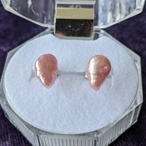 Solid 14K Gold Teardrop Natural Pearls Stud Earrings